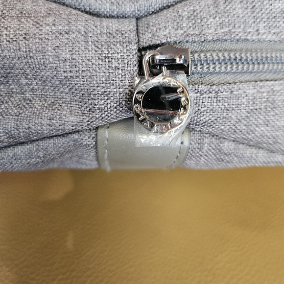 Bvlgari cosmetic pouch 👝 - Picture 3 of 6